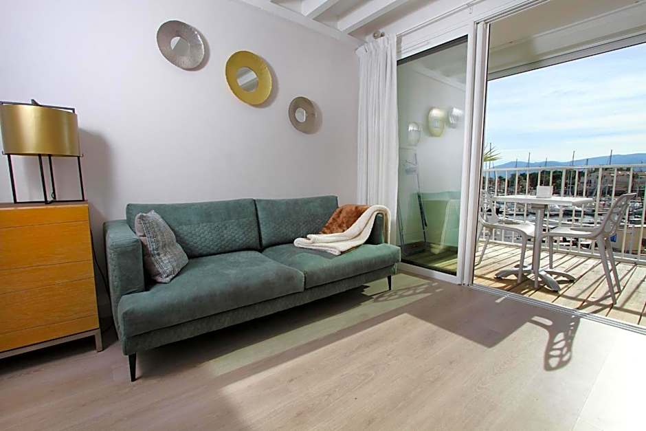 Bleu Mer Duplex & Suites