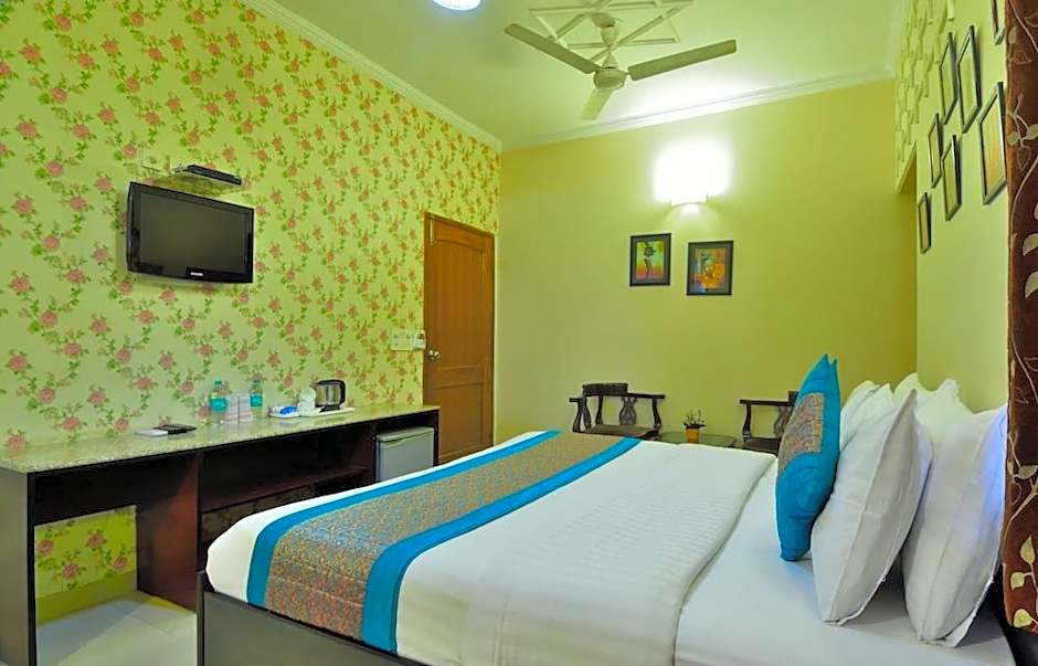 Hotel Persona International