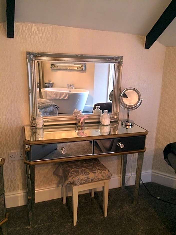 The Whittington & Cat