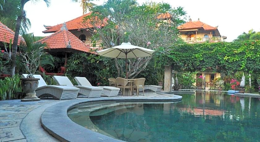 Kusnadi Hotel