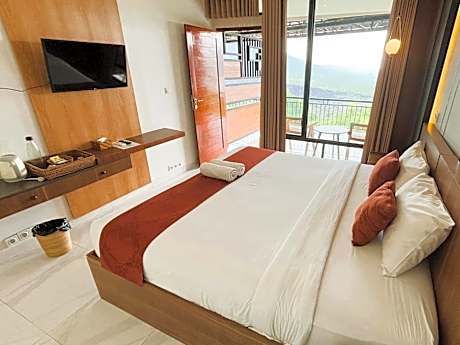 Superior Double or Twin Room with Mountain View
