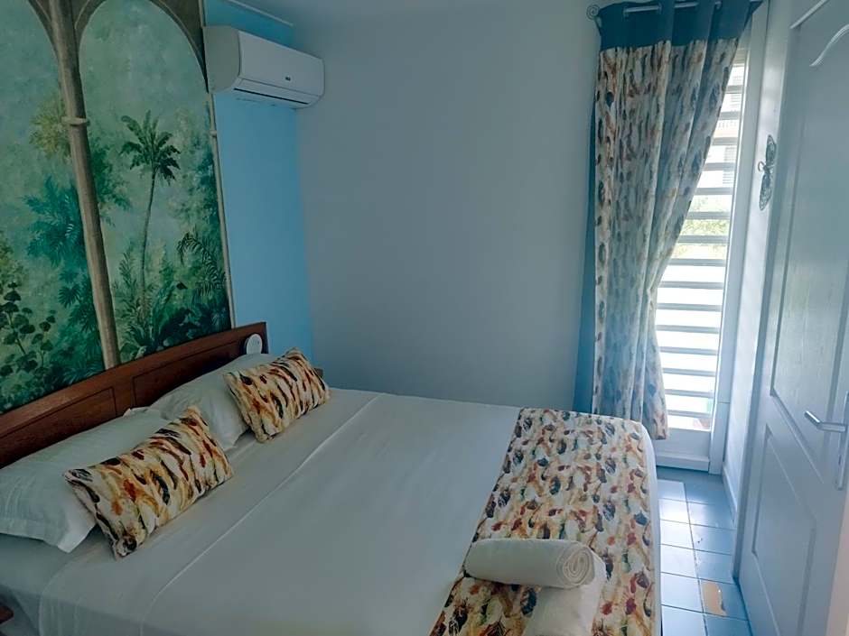 Bungalow Agathe - Piscine, Wifi, Farnienté et Plage à 2 minutes