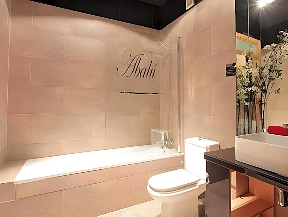 ApartaSuites Satellite by Abalu Hotels