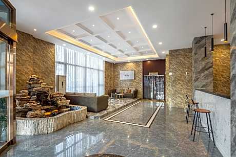 Rezen Select Hotel Baoding East Railway Station