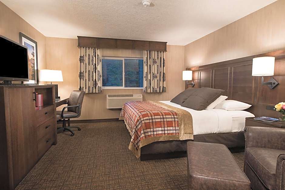 Best Western Plus Flathead Lake Inn & Suites