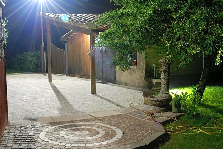 La Casa Sull'aia,AV