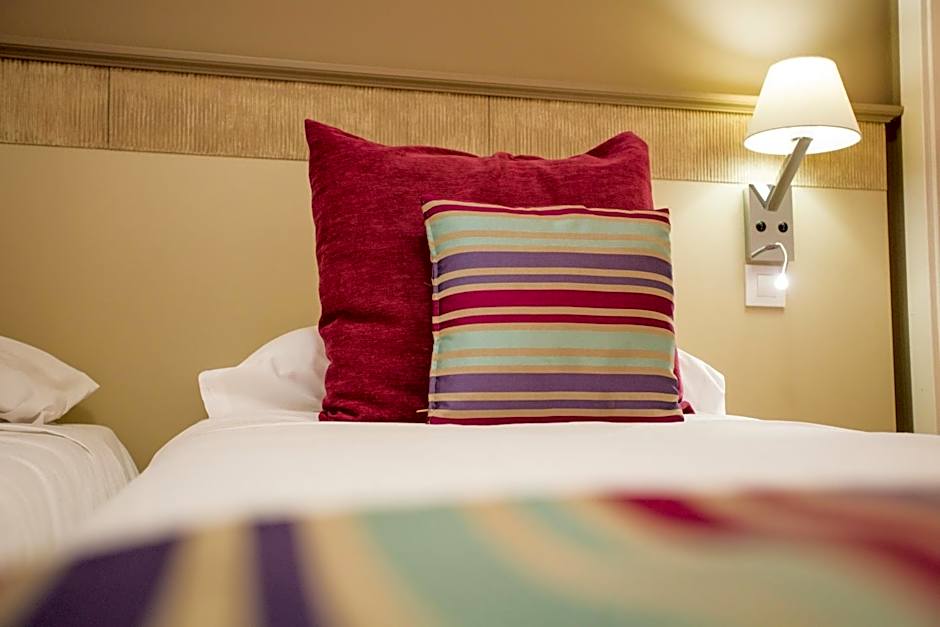 Amadores Beach Apartments