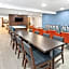Holiday Inn Express & Suites Port Washington By IHG
