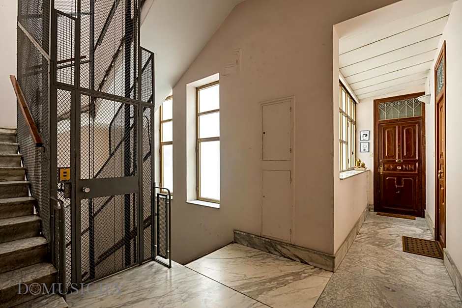 Constance Luxury Apartment by DomuSicily