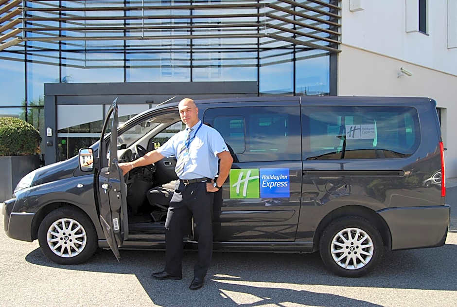Holiday Inn Express Toulouse Airport By IHG