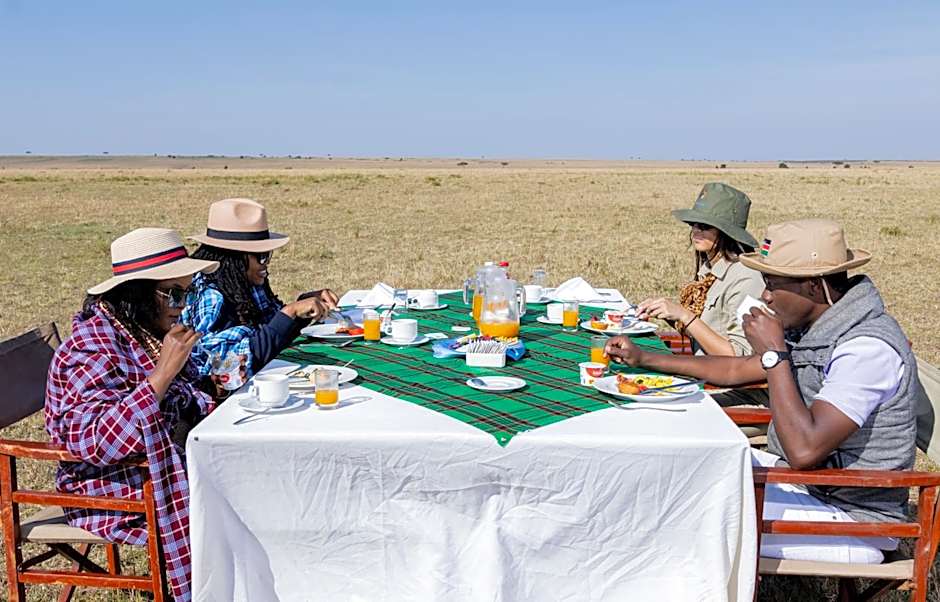PrideInn Mara Camp & Cottages
