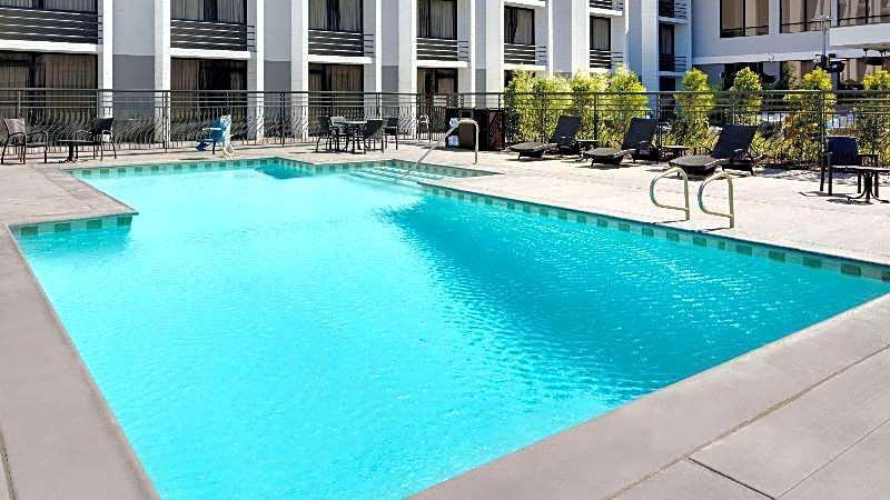Holiday Inn San Jose Airport