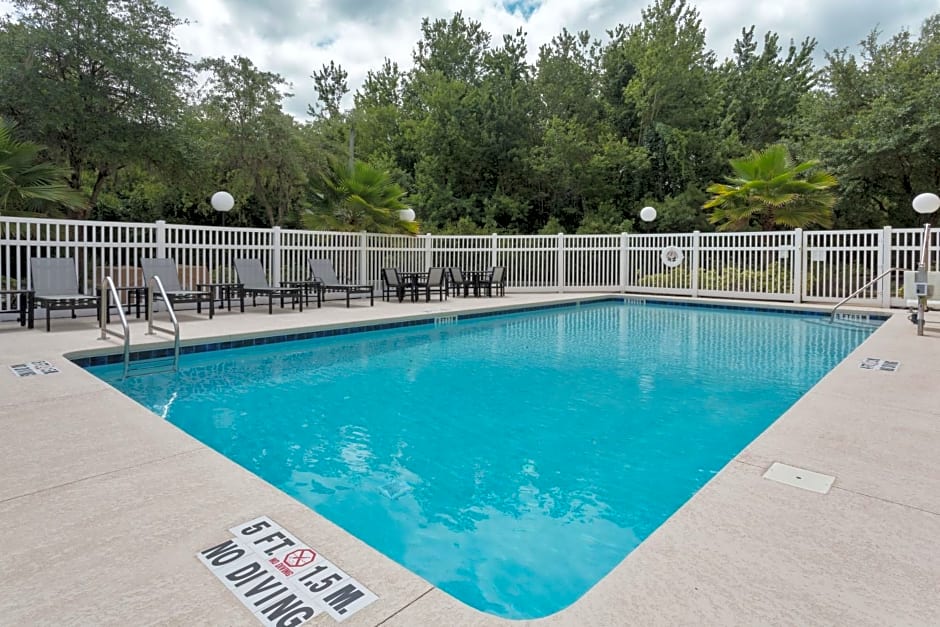 Holiday Inn Express & Suites Plant City By IHG