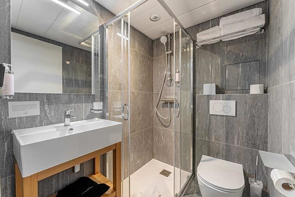 GREEN PARK HOTEL PARIS