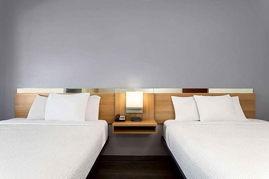 Microtel Inn & Suites by Wyndham Panama City