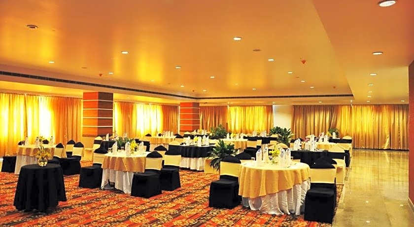 Fortune Park Jp Celestial Hotel