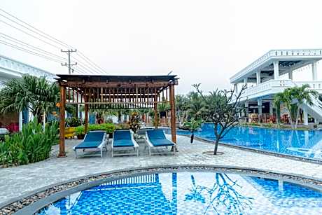 Quadruple Room with View