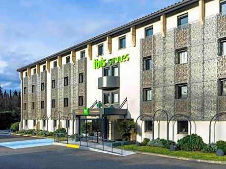 ibis Styles Toulouse Nord Sesquieres