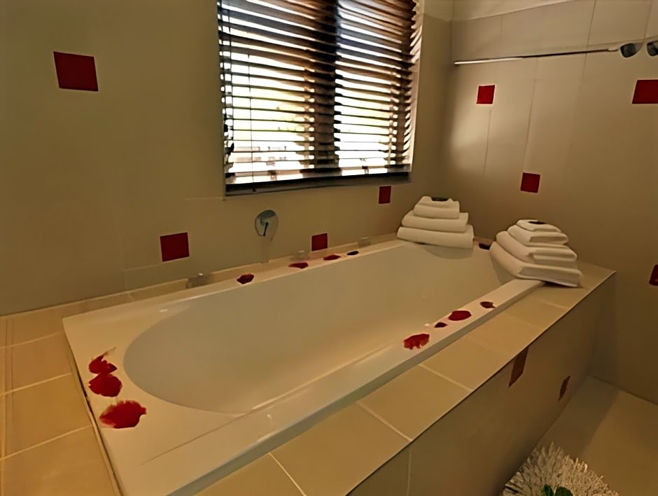 LAvenir Country Lodge