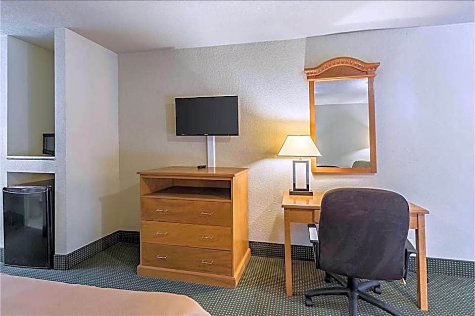 Eco Inn Suites by Hotel O Baytown