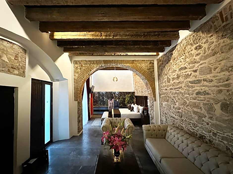 HOTEL BOUTIQUE CASONA 65