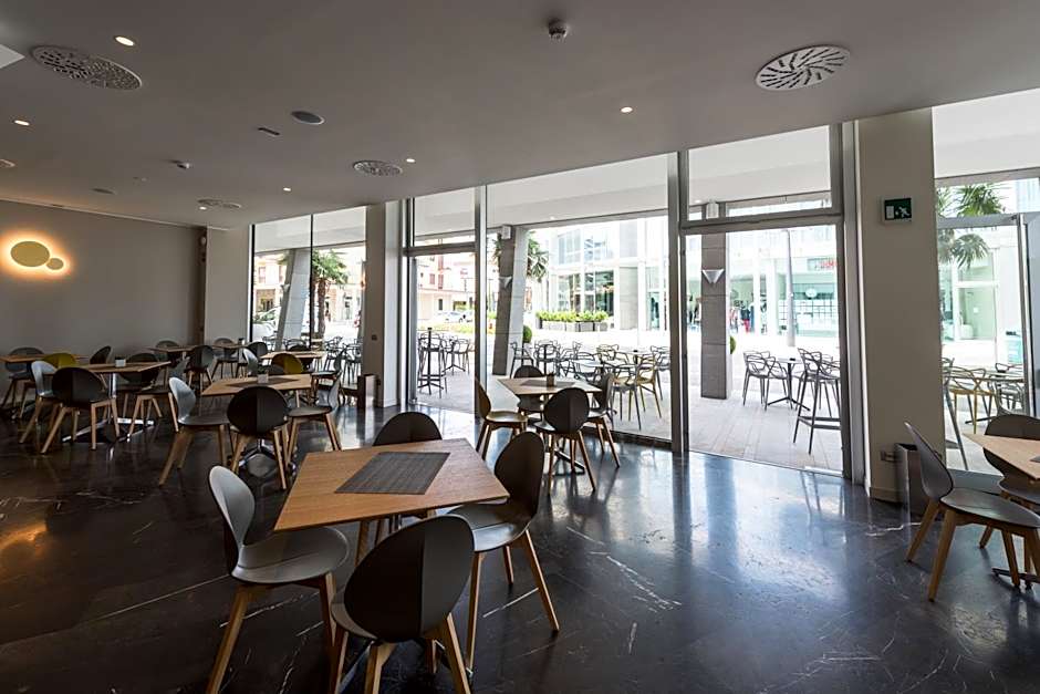 Hesperia Hotel & Residence