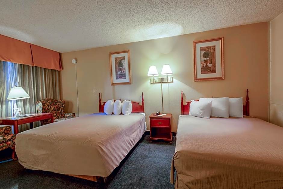 Royal Holiday Motel By Belvilla Gallup I-40