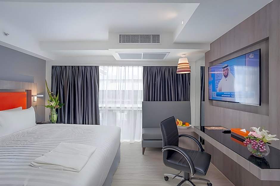 Grand 5 Hotel & Plaza Sukhumvit Bangkok