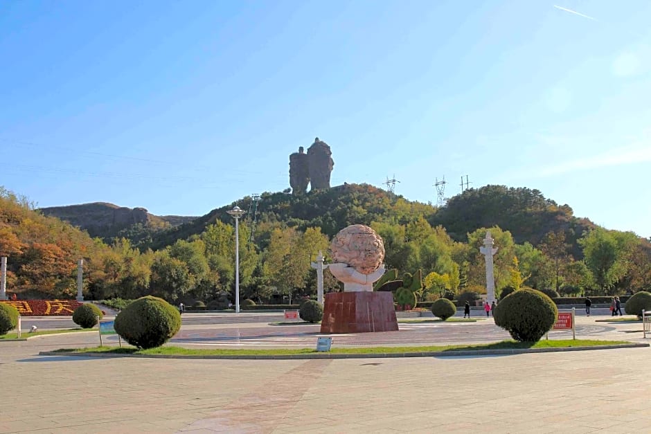 Imperial Palace Hotel