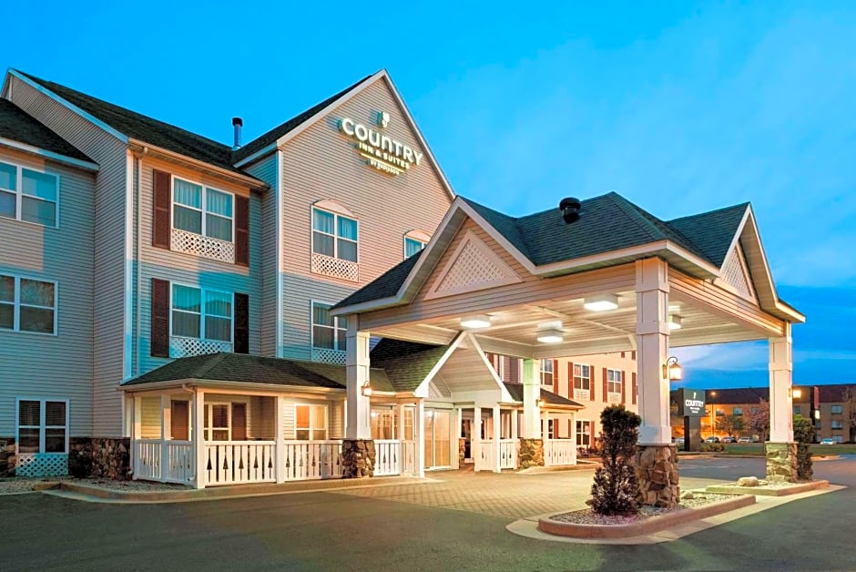 Country Inn & Suites by Radisson, Stevens Point, WI