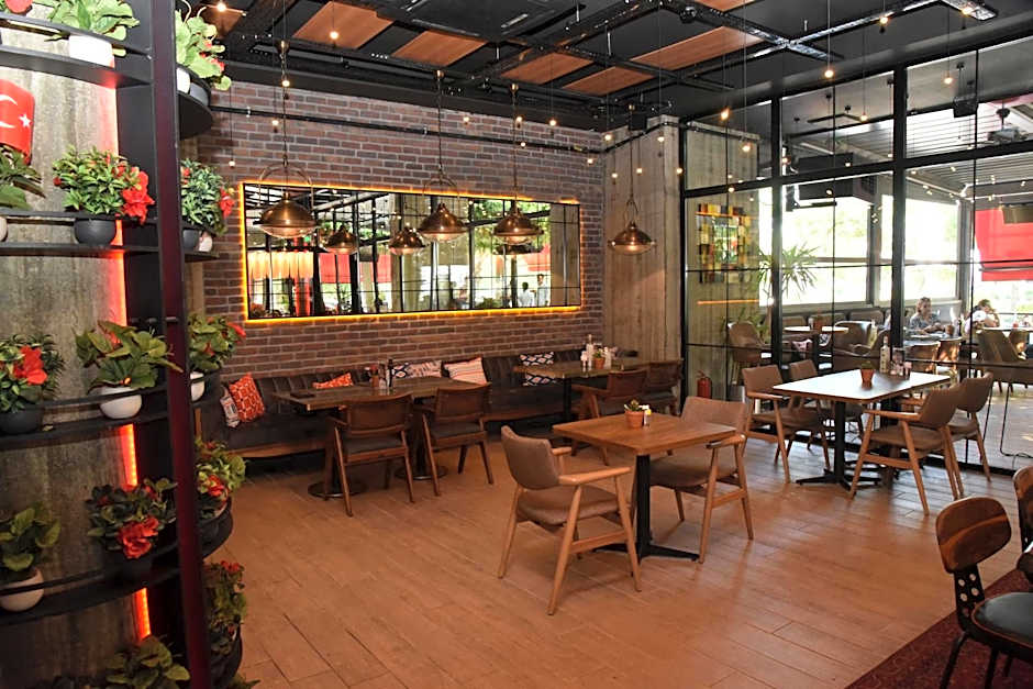 Yeşilyurt Park Otel