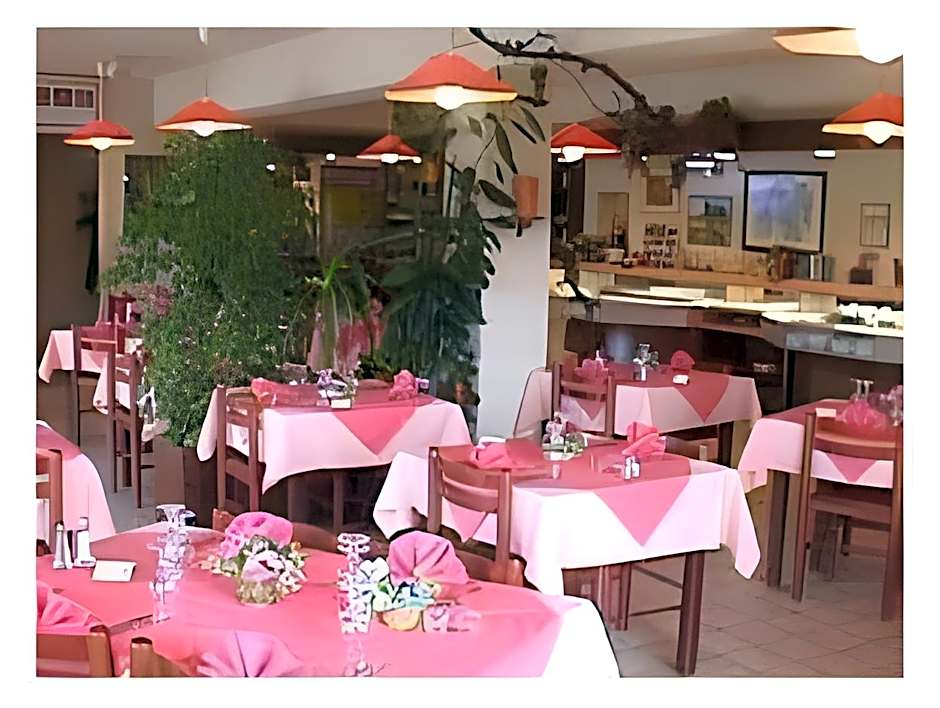 Brit Hotel Essentiel Moulins Avermes