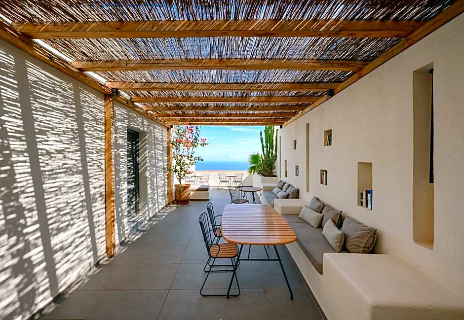 Lemon Suites Santorini