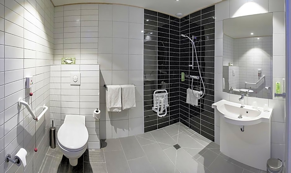 Holiday Inn Express Lille Centre by IHG