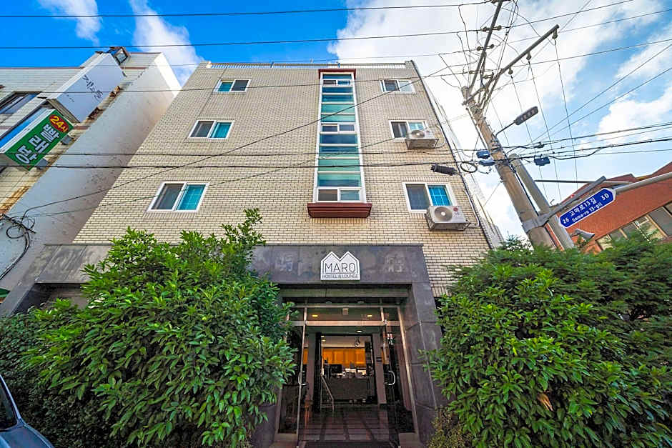 Maro Hostel