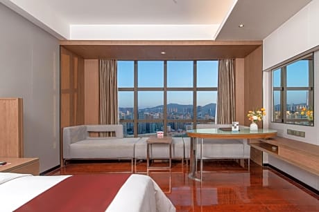 Deluxe King Room - Smoking
