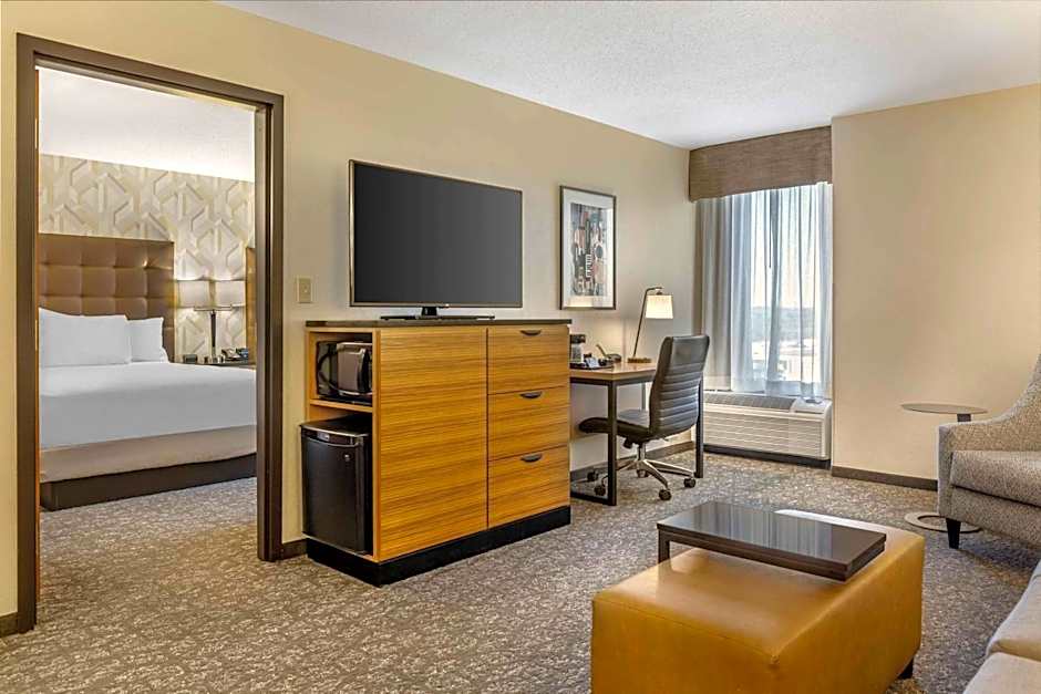 DRURY INN & SUITES ST LOUIS SOUTHWEST