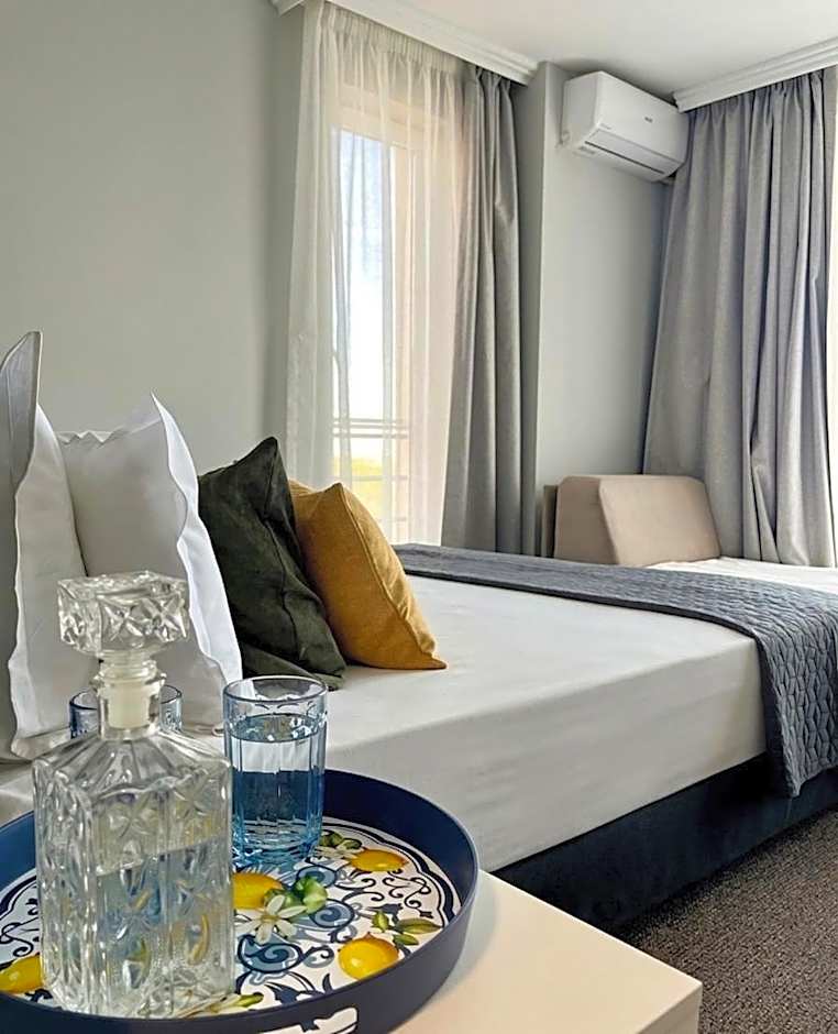 Hotel Briz