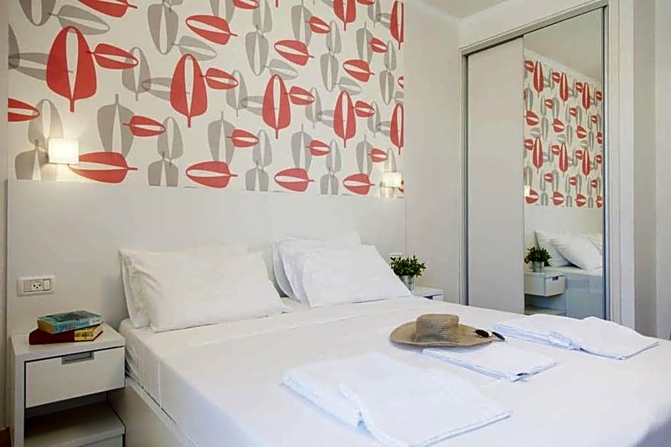 1926 Designed ApartHotel