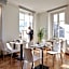 Lainez Rooms & Suites