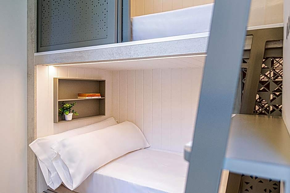 Coeo Pod Hostel Beatas