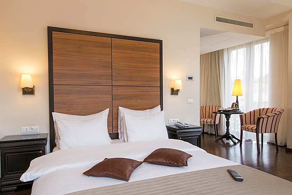 Europa Royale Bucharest