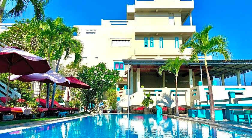 Mui Ne Hills Villa Hotel