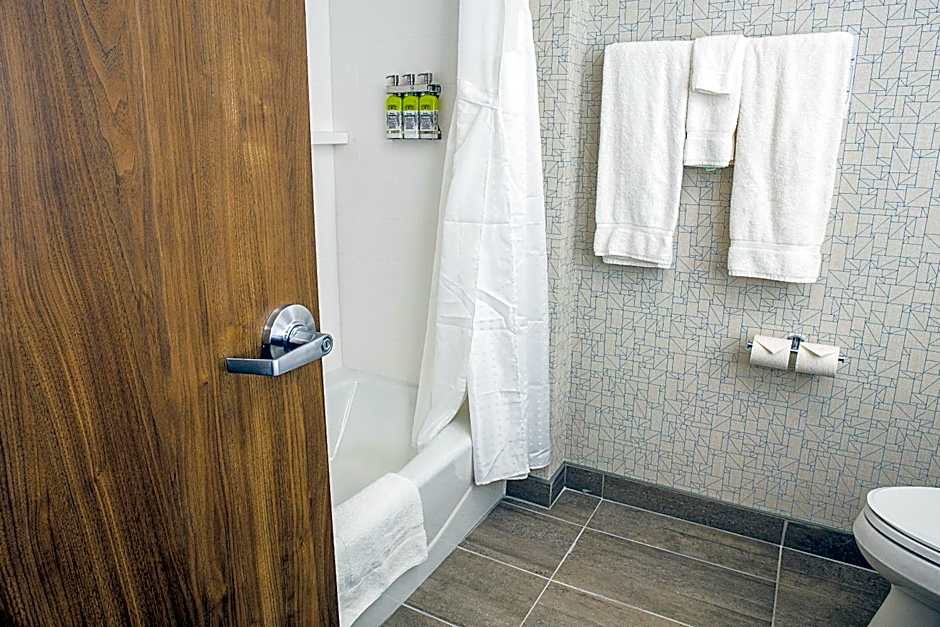 Holiday Inn Express And Suites Halifax - Dartmouth By IHG