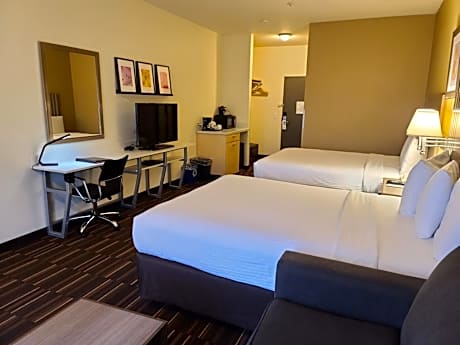 Standard Queen Room with Two Queen Beds
