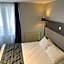 Mary's Hotel Republique