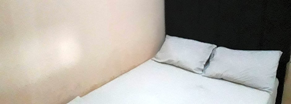 OYO 90706 Kost Alam Jaya Syariah