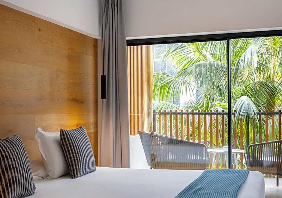 Las Gaviotas Suites Hotel & Spa