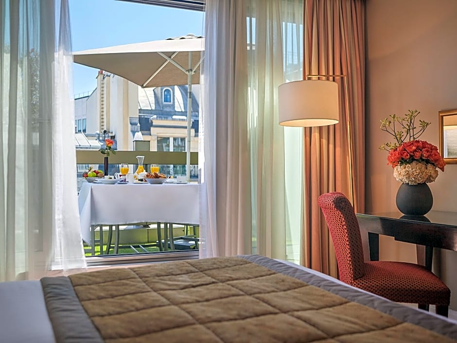 Warwick Paris (Former Warwick Champs-Elysees)