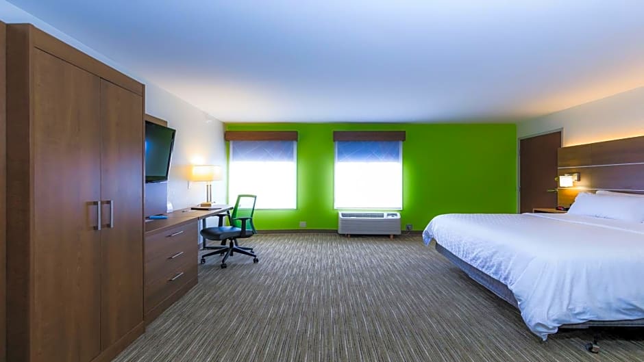 Holiday Inn Express Osage Beach - Lake of the Ozarks